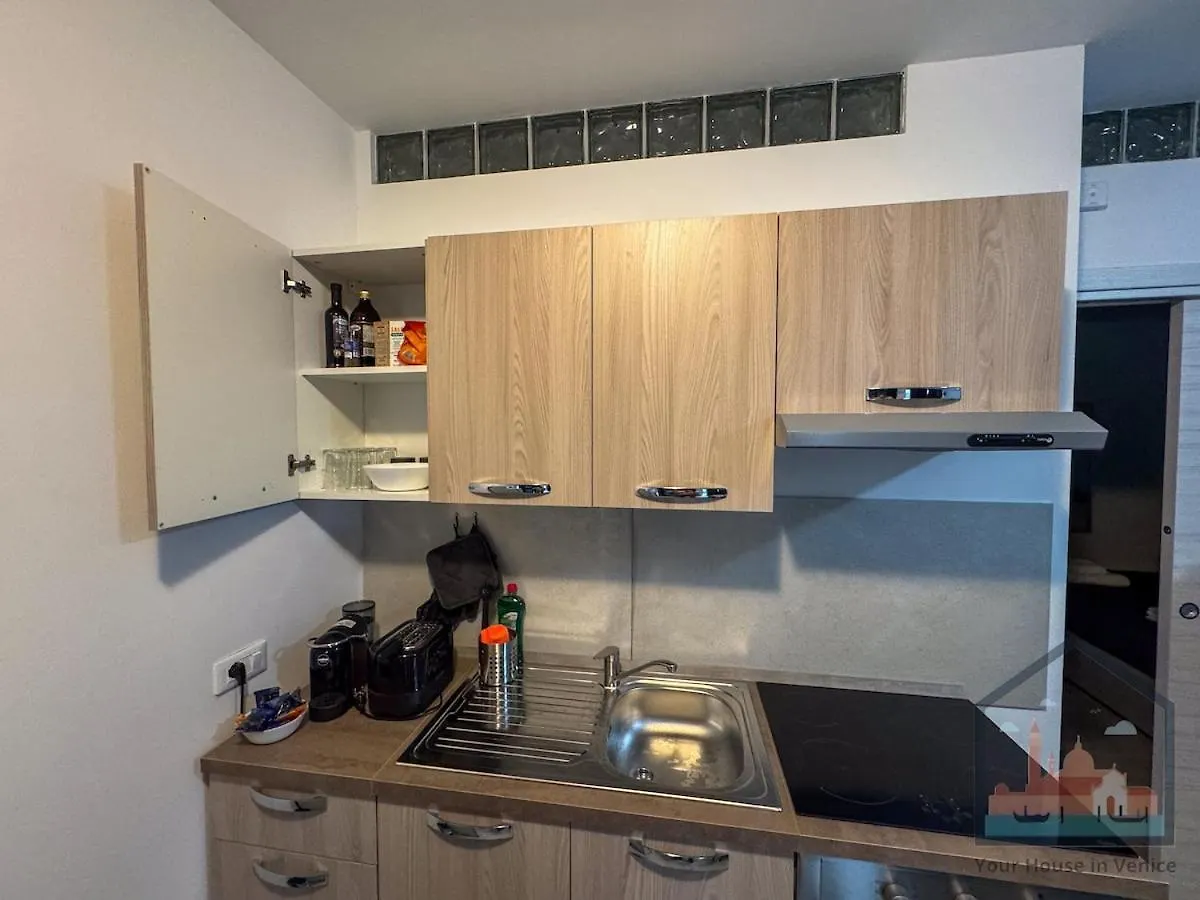 Casa Amicis - 5Min Stazione Di Mestre Venezia Apartment Venice